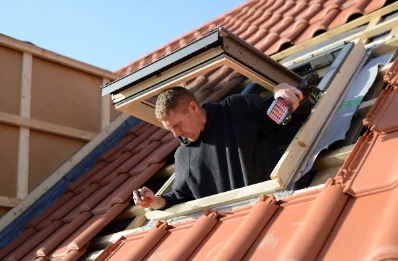 Pose de fenêtres de toit Velux à Guny